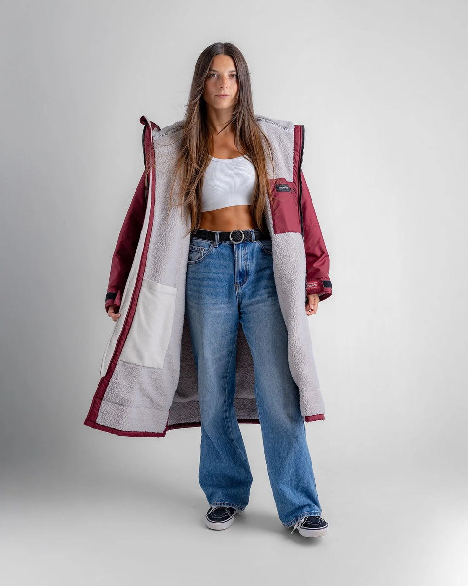 Dry Robe Black and Blue | Functional Fitness Wear – KITBOX
