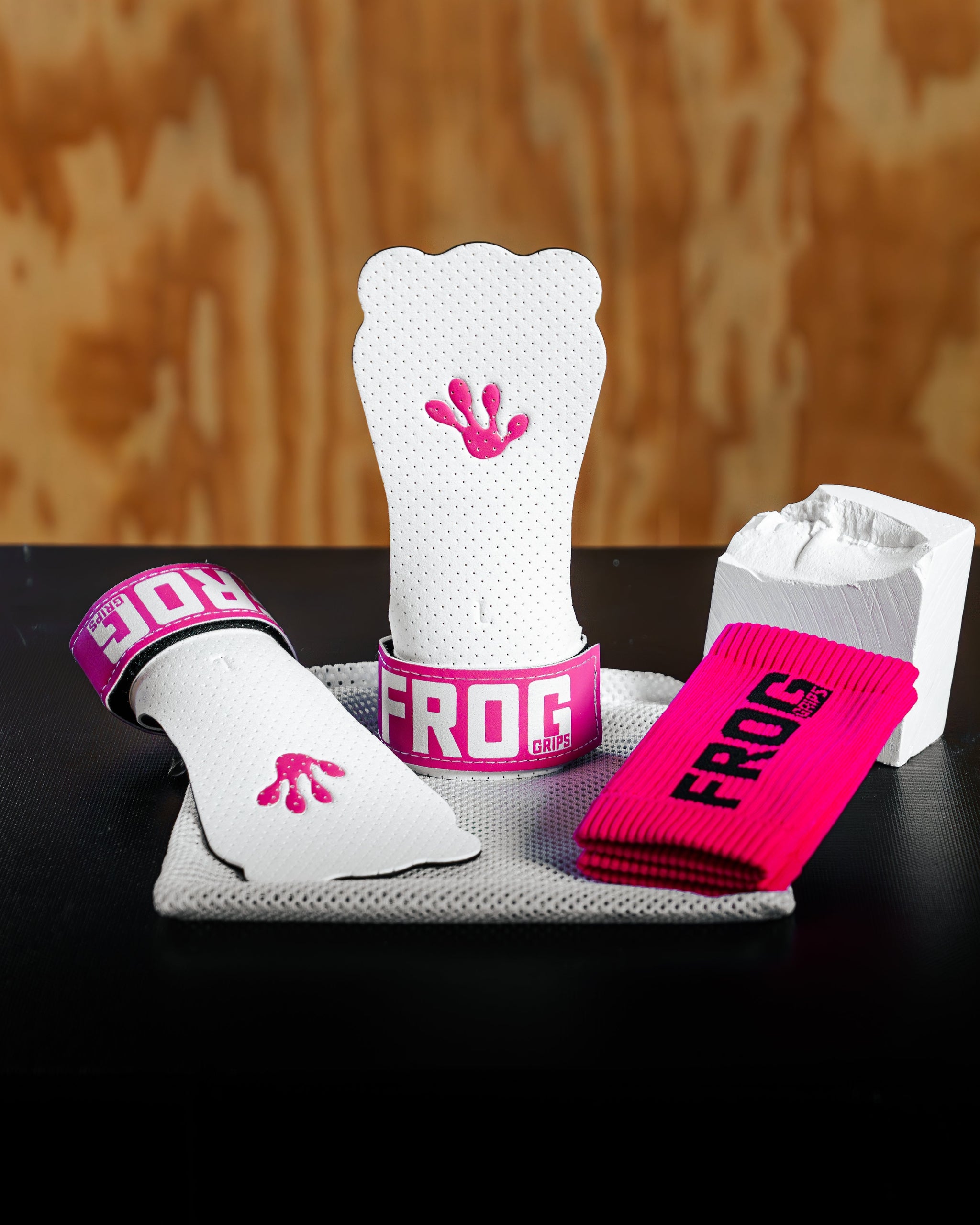 ♡Bc右1016 未使用保管品 FROG GRIPS グリップ ピンク FROG GRIPS® FIBRE - Fingerless Pink – KITBOX