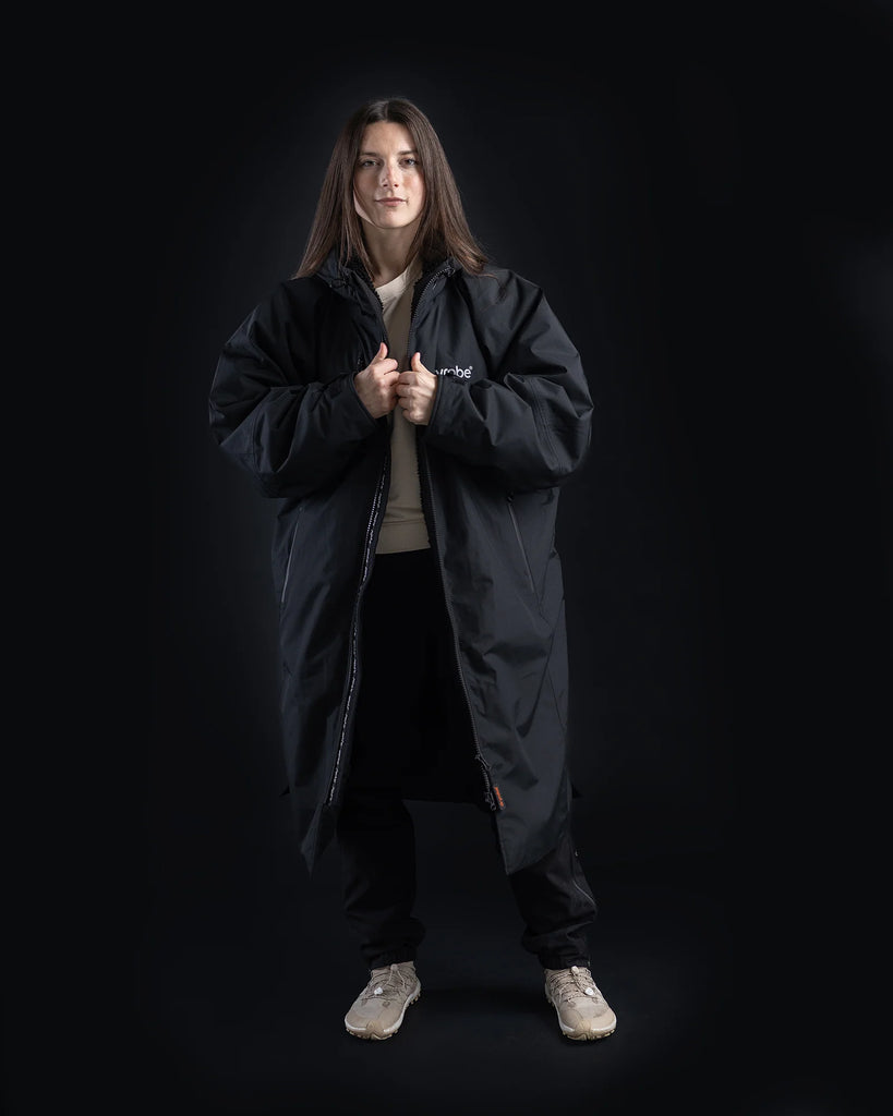 Dry Robe Black and Blue | Functional Fitness Wear – KITBOX
