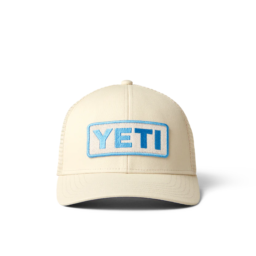 Yeti Logo Badge Trucker Hat Cream