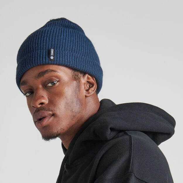 Icon 2 Beanie Dark
